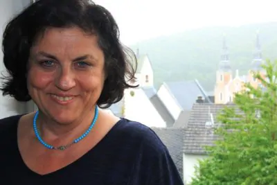 Arbeitet am „Schreibtisch in Prüm“: Ulrike Kübler.